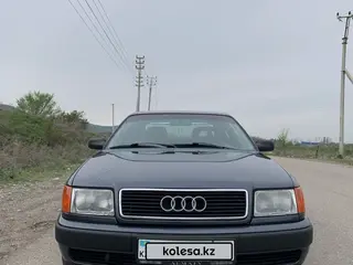 Audi 100