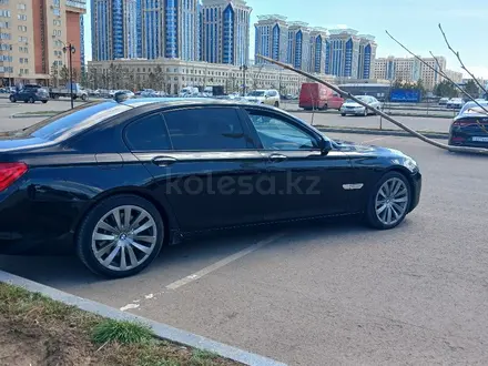 BMW 750 2009 года за 8 600 000 тг. в Астана