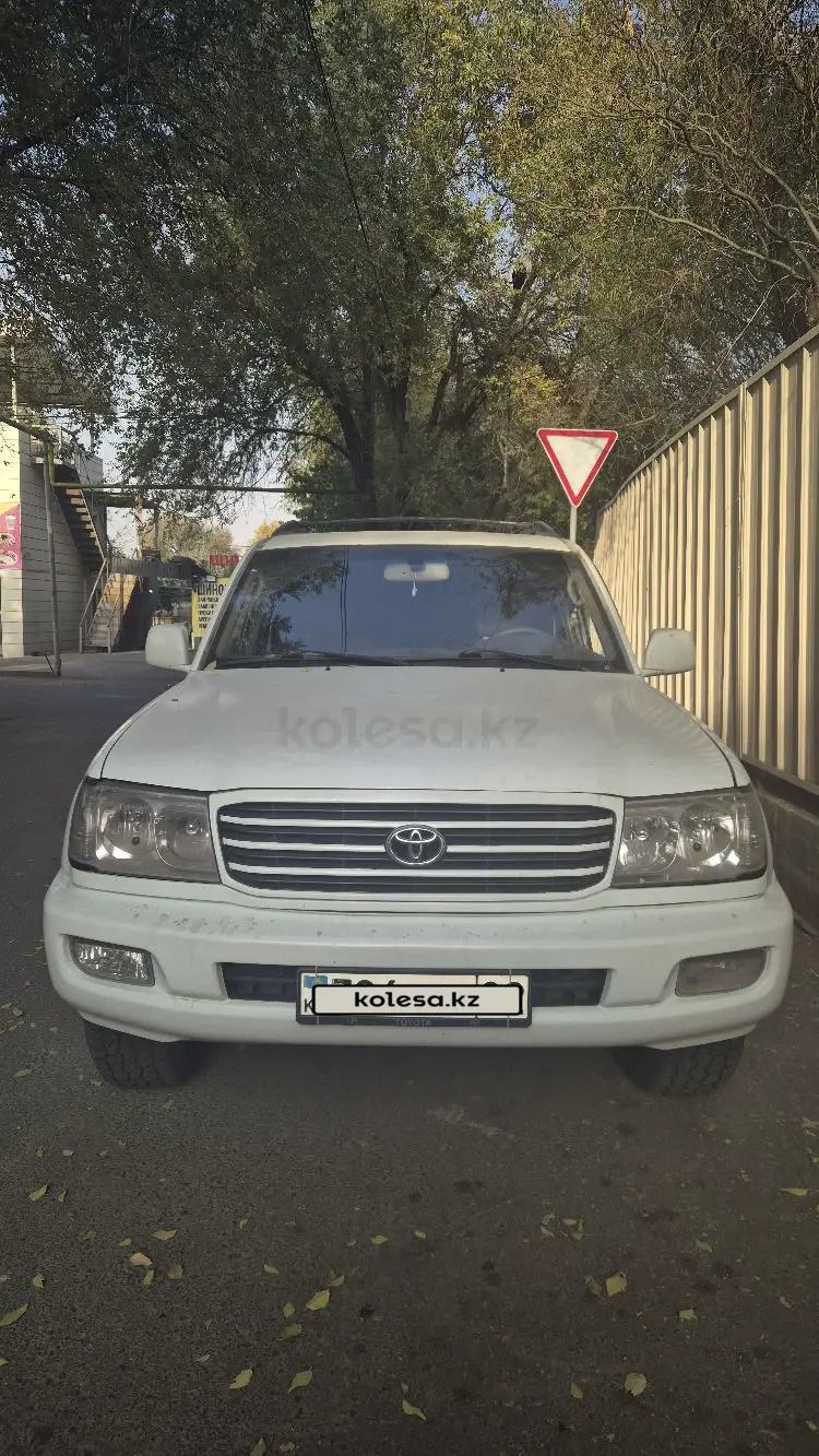 Toyota Land Cruiser, 2001