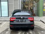 Skoda Superb 2014 года за 7 000 000 тг. в Алматы – фото 4