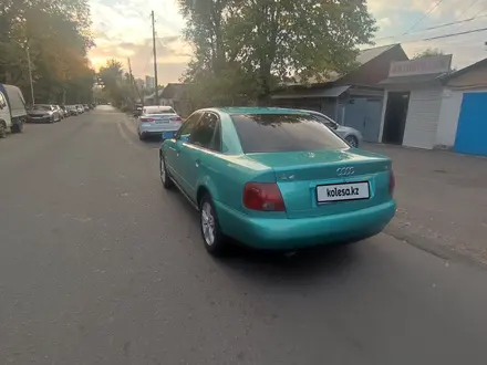 Audi A4 1995 года за 2 050 000 тг. в Алматы – фото 3