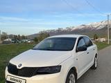 Skoda Rapid 2014 годаүшін3 600 000 тг. в Риддер – фото 3