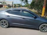Hyundai Elantra 2019 годаfor7 500 000 тг. в Шу – фото 2