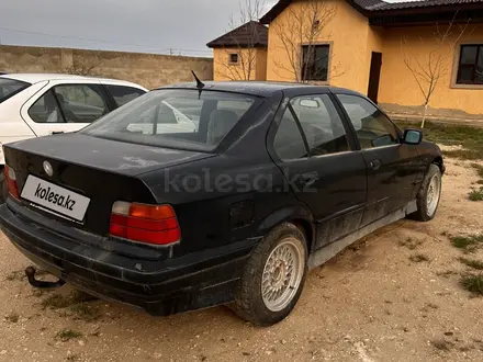 BMW 316 1994 года за 600 000 тг. в Актау – фото 4