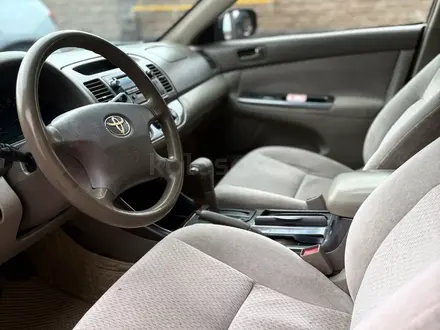 Toyota Camry 2002 года за 3 800 000 тг. в Алматы – фото 16