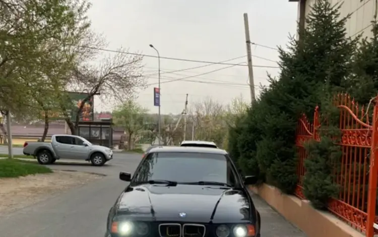 BMW 525 1995 года за 2 300 000 тг. в Шымкент