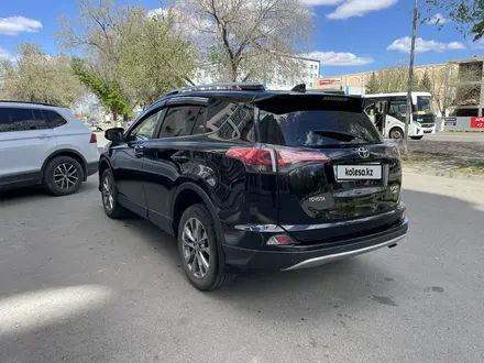 Toyota RAV4 2019 года за 14 500 000 тг. в Уральск – фото 12