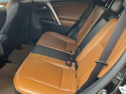 Toyota RAV4 2019 года за 14 500 000 тг. в Уральск – фото 22