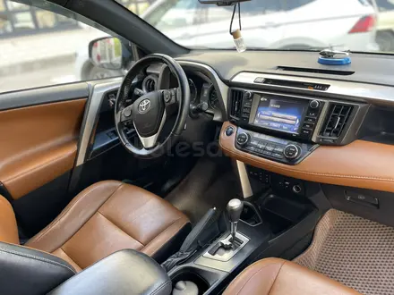Toyota RAV4 2019 года за 14 500 000 тг. в Уральск – фото 31