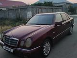 Mercedes-Benz E 230 1995 года за 2 050 000 тг. в Астана