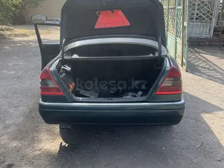 Mercedes-Benz C 280 1995 года за 1 700 000 тг. в Алматы – фото 3