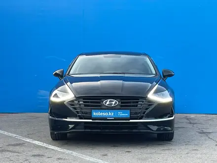 Hyundai Sonata 2022 года за 10 910 000 тг. в Алматы – фото 2