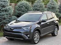 Toyota RAV4 2016 годаfor12 500 000 тг. в Шымкент