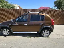 Renault Sandero Stepway, 2014