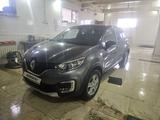 Renault Kaptur 2018 года за 7 600 000 тг. в Актобе – фото 2