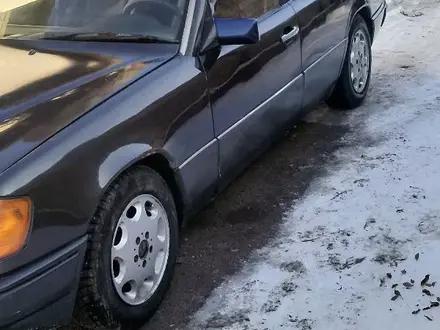 Mercedes-Benz E 300 1992 года за 1 500 000 тг. в Алматы – фото 12