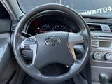 Toyota Camry 2010 года за 6 800 000 тг. в Актобе – фото 4