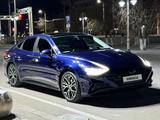 Hyundai Sonata 2020 года за 10 000 000 тг. в Астана