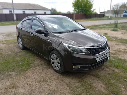 Kia Rio 2015 года за 5 250 000 тг. в Актобе – фото 36