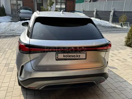 Lexus RX 350 2024 года за 35 000 000 тг. в Алматы – фото 4