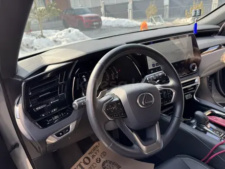 Lexus RX 350 2024 года за 35 000 000 тг. в Алматы – фото 6