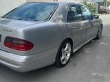 Mercedes-Benz E 320 2000 годаfor4 000 000 тг. в Алматы – фото 4