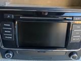 Штатную магнитолу за 30 000 тг. в Астана