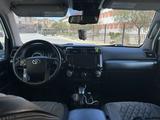 Toyota 4Runner 2021 года за 18 500 000 тг. в Жанаозен – фото 2