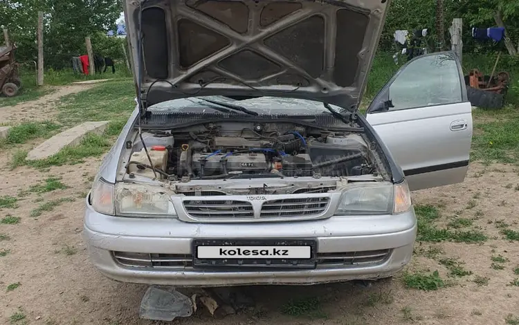 Toyota Carina E 1997 года за 700 000 тг. в Семей