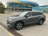 Toyota Highlander 2022 года за 25 500 000 тг. в Алматы
