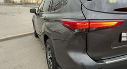 Toyota Highlander 2022 года за 25 500 000 тг. в Алматы – фото 4