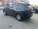 Toyota RAV4 2020 года за 12 500 000 тг. в Актобе – фото 4