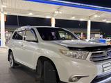 Toyota Highlander 2012 года за 13 000 000 тг. в Алматы – фото 2