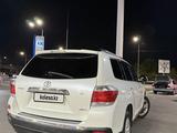 Toyota Highlander 2012 года за 13 000 000 тг. в Алматы – фото 4