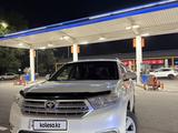Toyota Highlander 2012 года за 13 000 000 тг. в Алматы