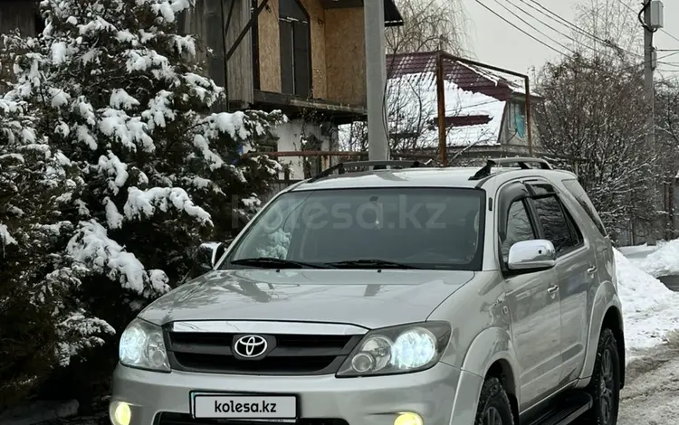 Toyota Fortuner 2009 годаfor10 500 000 тг. в Алматы