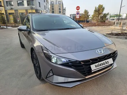 Hyundai Elantra 2020 года за 8 100 000 тг. в Алматы – фото 2