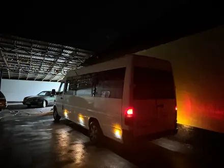Mercedes-Benz Sprinter 1999 года за 4 000 000 тг. в Алматы – фото 5