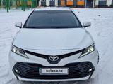 Toyota Camry 2019 года за 13 500 000 тг. в Тараз – фото 2
