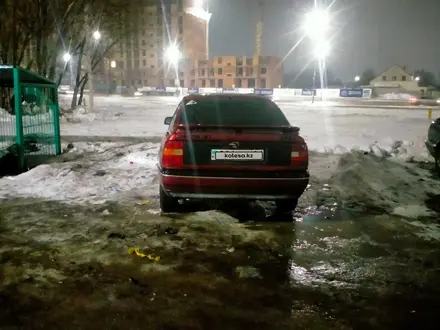 Opel Vectra 1992 года за 370 000 тг. в Астана – фото 2