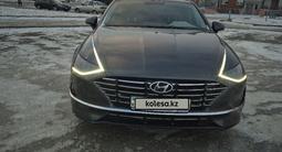 Hyundai Sonata 2022 года за 13 000 000 тг. в Актобе – фото 2