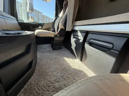 Mercedes-Benz  Actros 2018 года за 25 600 000 тг. в Караганда – фото 33
