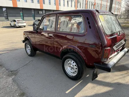 ВАЗ (Lada) Lada 2121 2003 года за 2 100 000 тг. в Алматы – фото 21