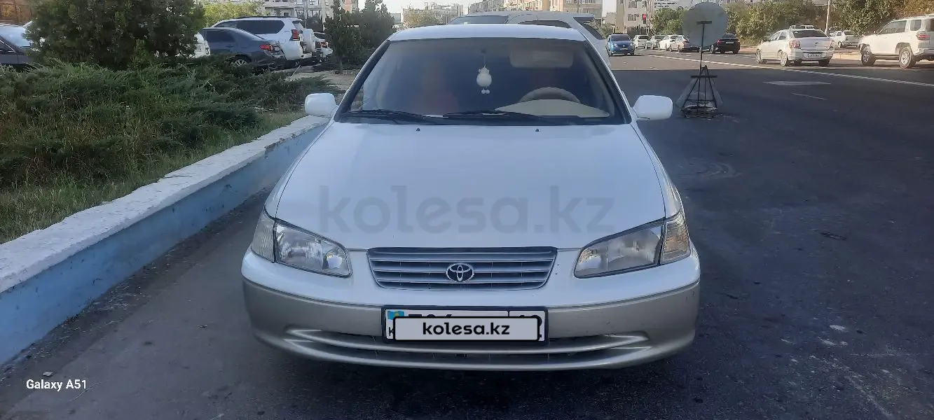 Toyota Camry, 1999