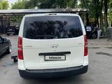 Hyundai H-1 2011 года за 7 000 000 тг. в Алматы – фото 2