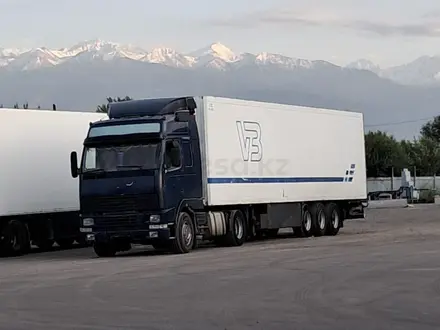 Volvo  FH 2002 года за 22 000 000 тг. в Шымкент