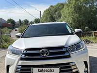 Toyota Highlander 2018 года за 22 000 000 тг. в Алматы