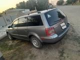 Volkswagen Passat 2002 года за 1 500 000 тг. в Уральск – фото 3
