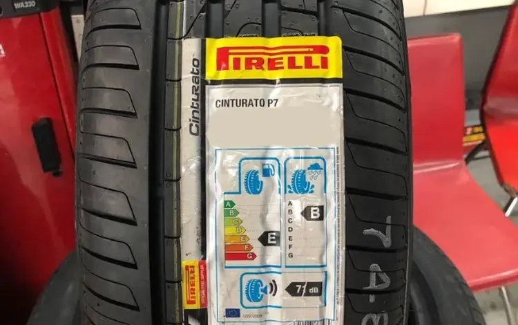 Шины Pirelli 215/45/r17 P7 за 64 000 тг. в Алматы