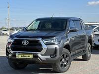 Toyota Hilux 2022 года за 23 500 000 тг. в Актобе